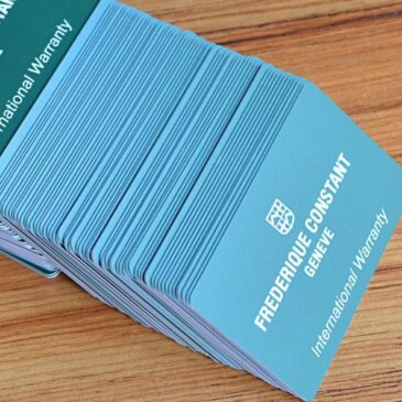 Κάρτες 0,5mm λευκή, CMYK , UV ανάγλυφο, 2 όψεις, οβάλ γωνίες τύπου VISA PLASTIK
